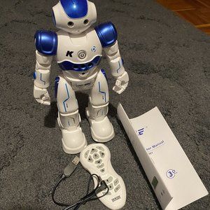 Robot That Comes With The Box In Perfect Condition